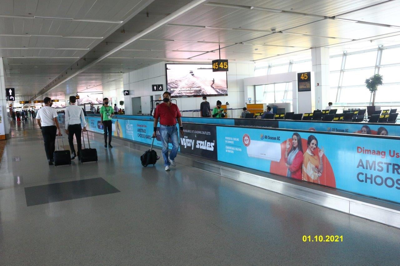 Amstrad branding @ Travellators IGI Airport Terminal 3, New Delhi – 2019-2021