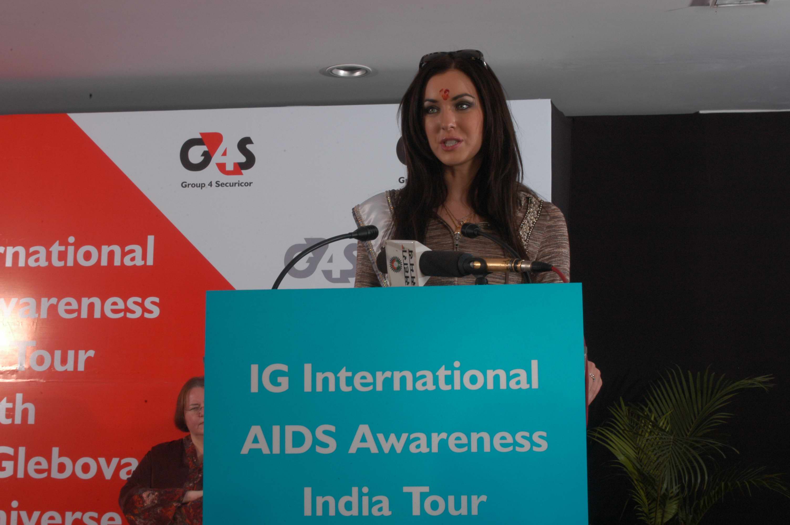 Miss Universe AIDS Awareness Tour to India - 2005